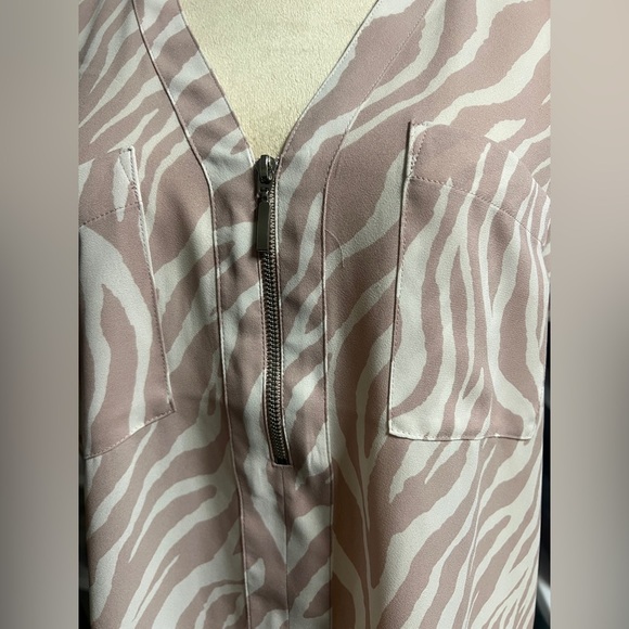 Express Light Pink Zebra Button Down Shirt - Picture 5 of 6